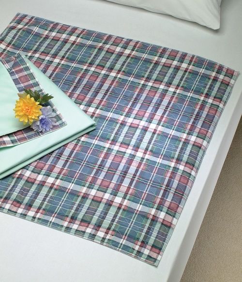 Plaid Absorbent Bed Pad